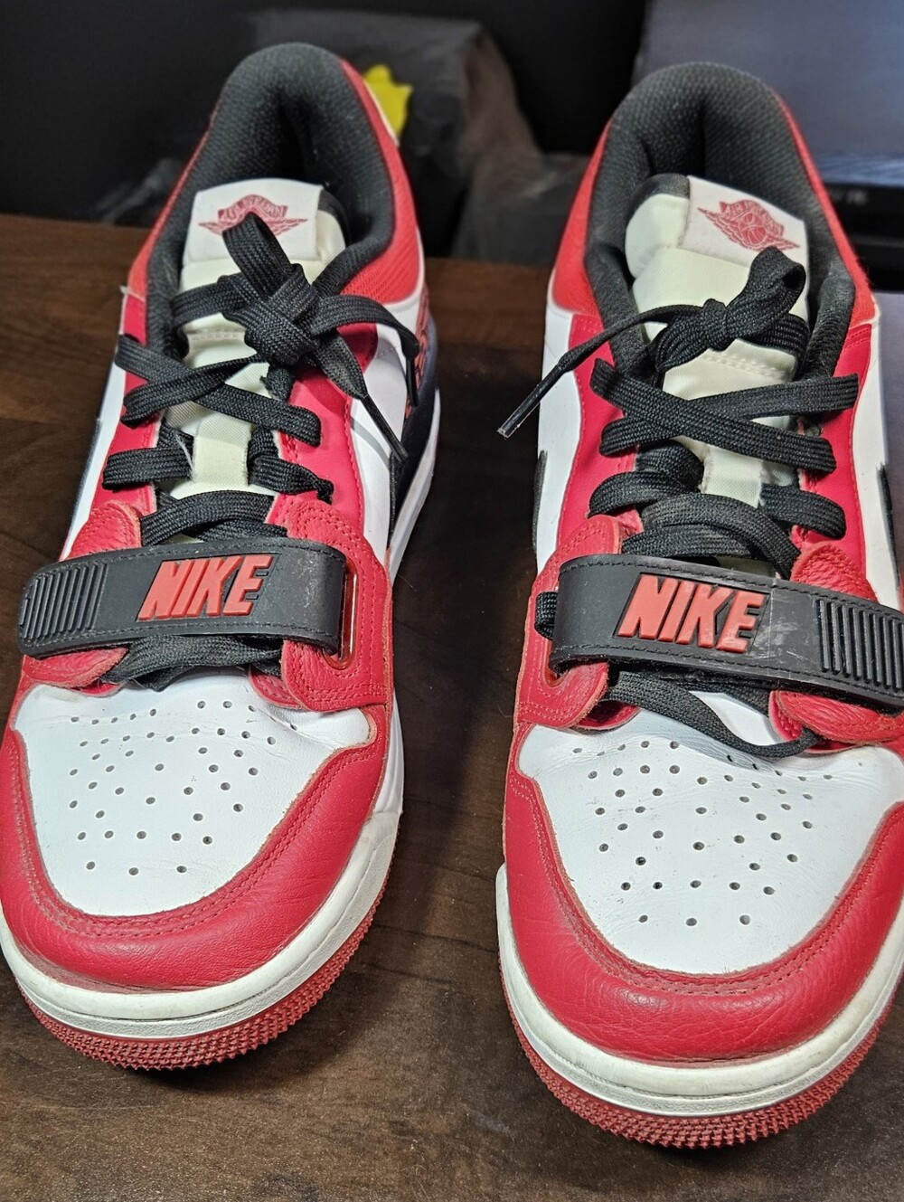 Size 10 Nike Air Jordan Legacy 312 Chicago Red Black White